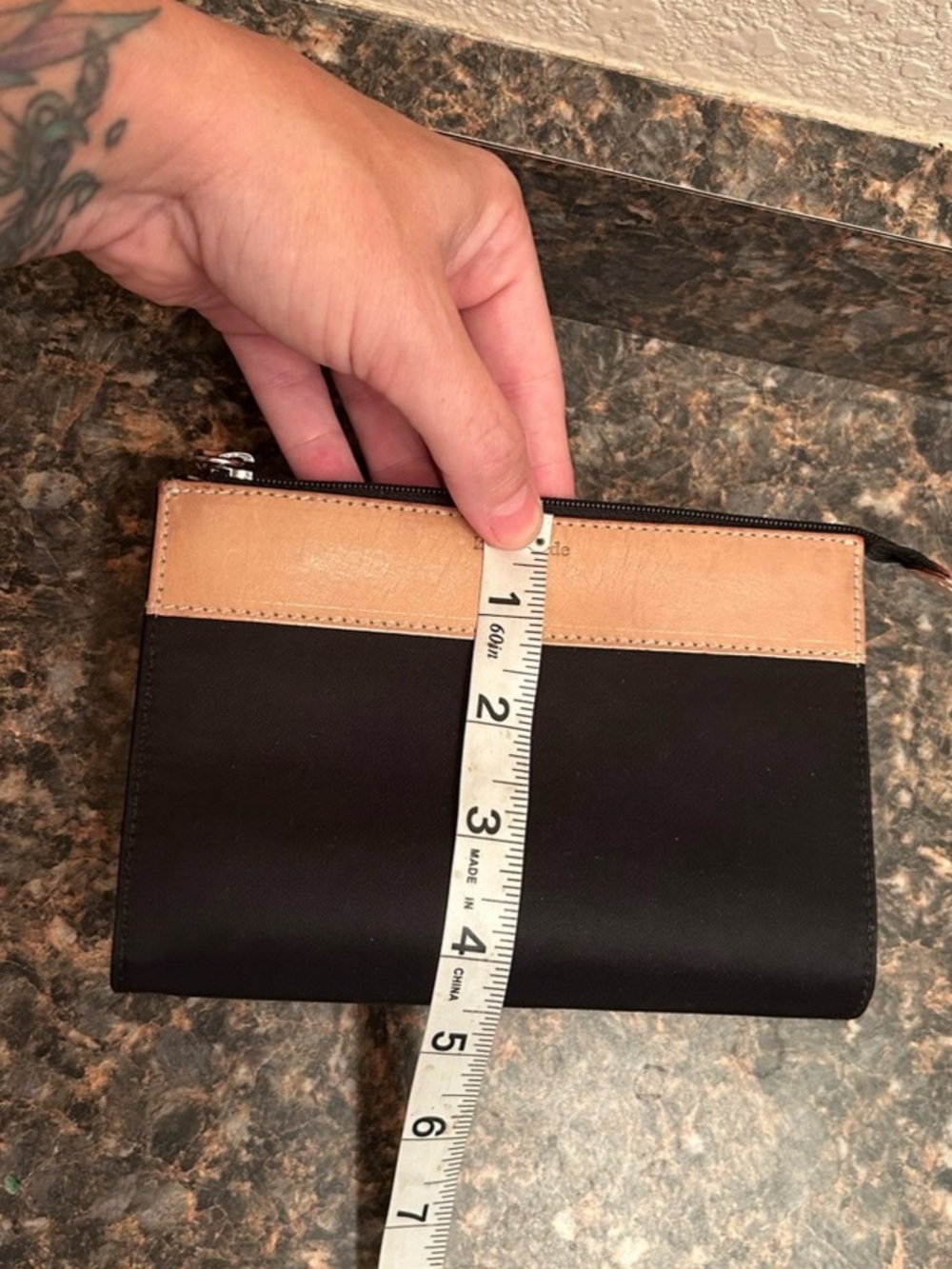 Kate Spade | Pouch - Picture 12 of 12